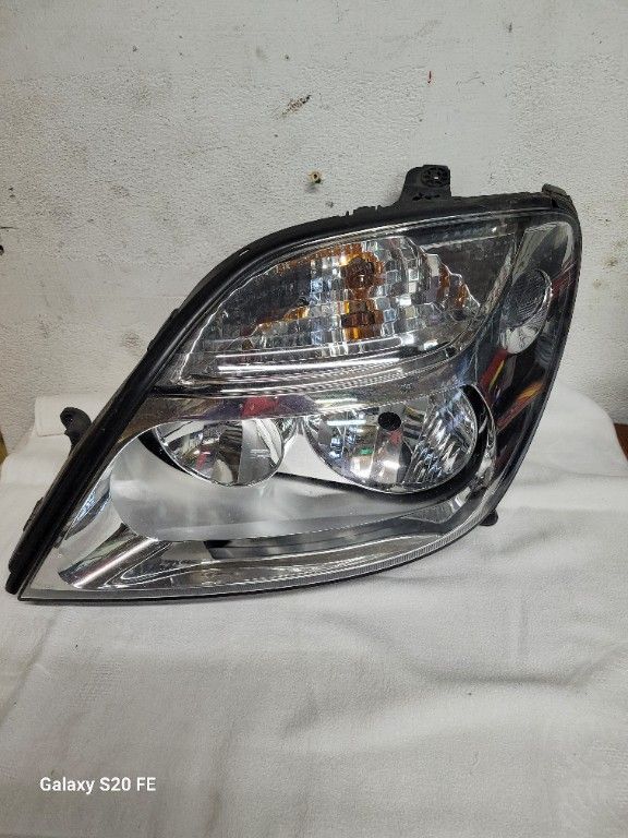 OPTIQUE AVG RENAULT SCENIC 2001