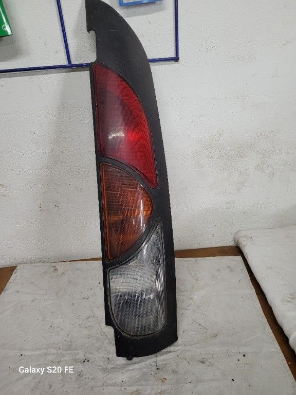 FEU AR D RENAULT KANGOO 1999