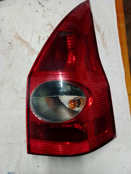 FEU AR D RENAULT MEGANE 2004