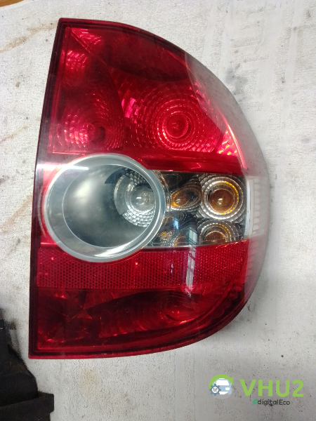 FEU AR D VOLKSWAGEN FOX 2006