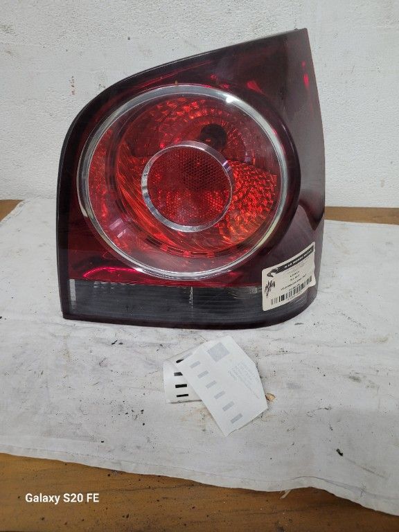 FEU AR D VOLKSWAGEN POLO 2007