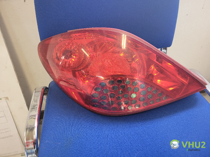 FEU AR G PEUGEOT 207 1.4I 16V 2006