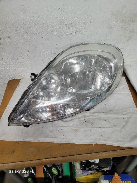 OPTIQUE AVG RENAULT TRAFIC 2008