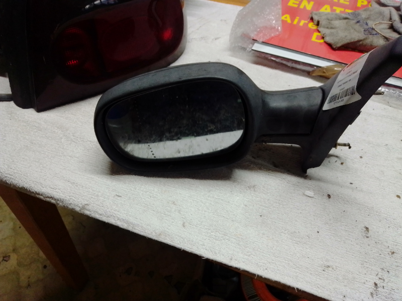 RETROVISEUR EXT G ELECTRIQUE RENAULT MEGANE 1996