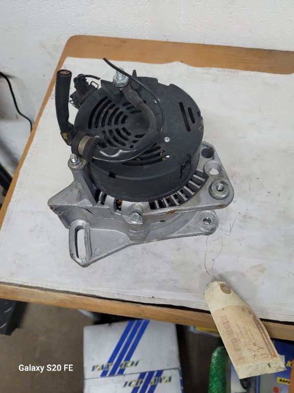 ALTERNATEUR VOLKSWAGEN GOLF