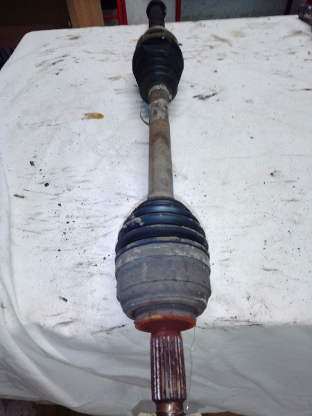 CARDAN DE TRANSMISSION D RENAULT MODUS 2004