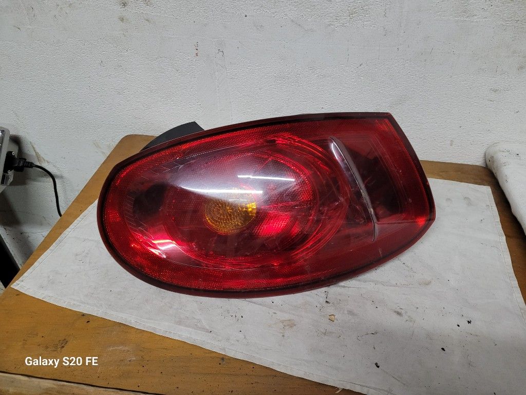 FEU AR D FIAT BRAVO 2008