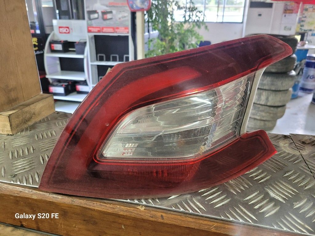 FEU AR D PEUGEOT 308 2014