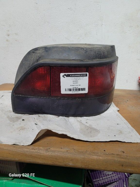 FEU AR D RENAULT CLIO 1993