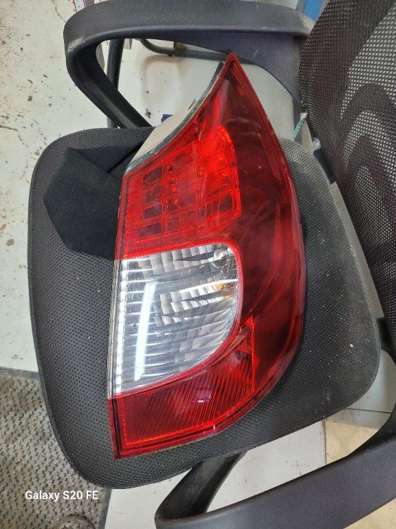 FEU AR D RENAULT MEGANE 2008