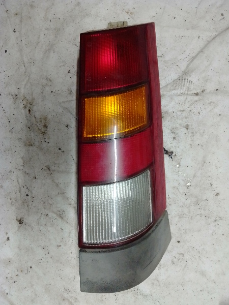 FEU AR D RENAULT R5 1992