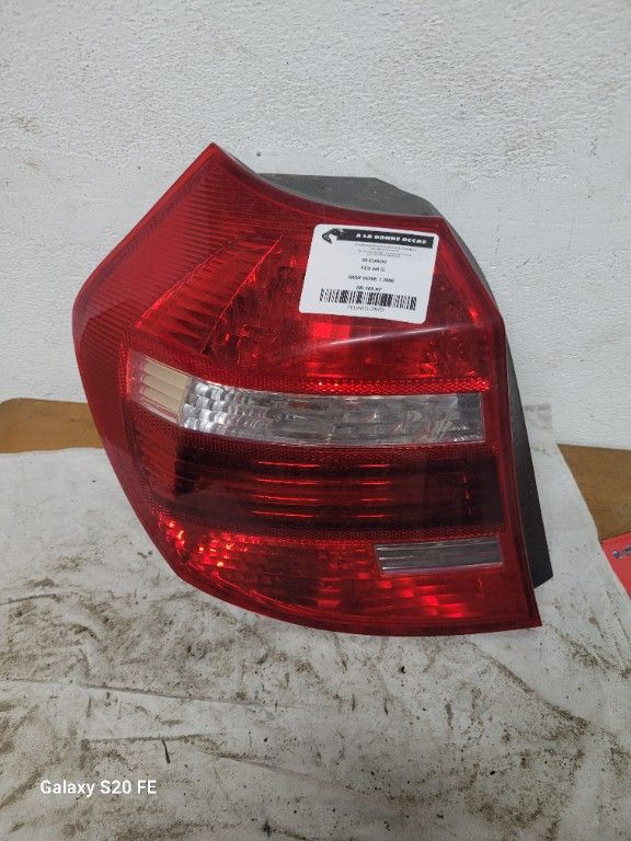 FEU AR G BMW SERIE 1 2008