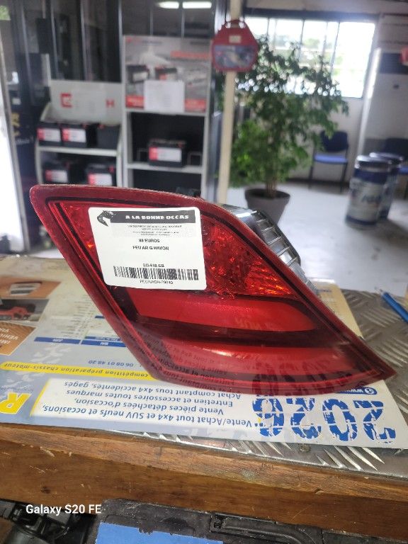FEU AR G HAYON PEUGEOT 308 2016