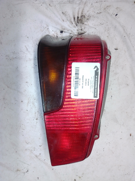 FEU AR G PEUGEOT 106 1996