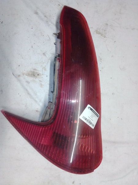 FEU AR G PEUGEOT 206 2003