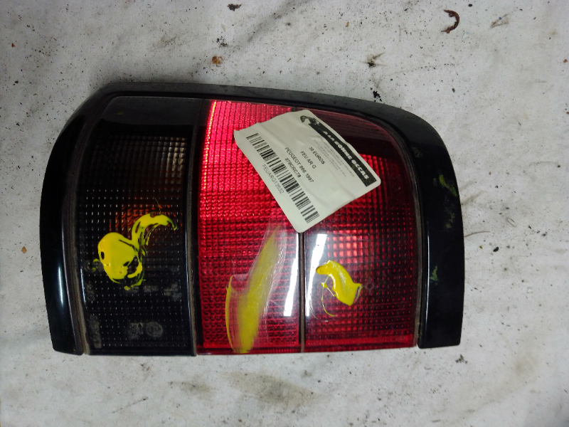 FEU AR G PEUGEOT 806 1997