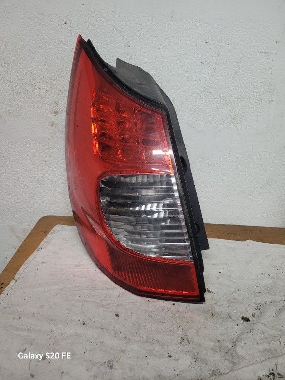 FEU AR G RENAULT MEGANE 2007
