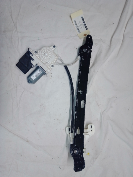 MOTEUR LEVE GLACE AR D SEAT ALTEA 2011