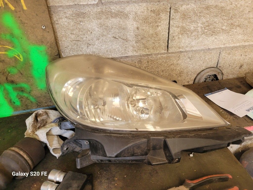 OPTIQUE AVD RENAULT CLIO 2005