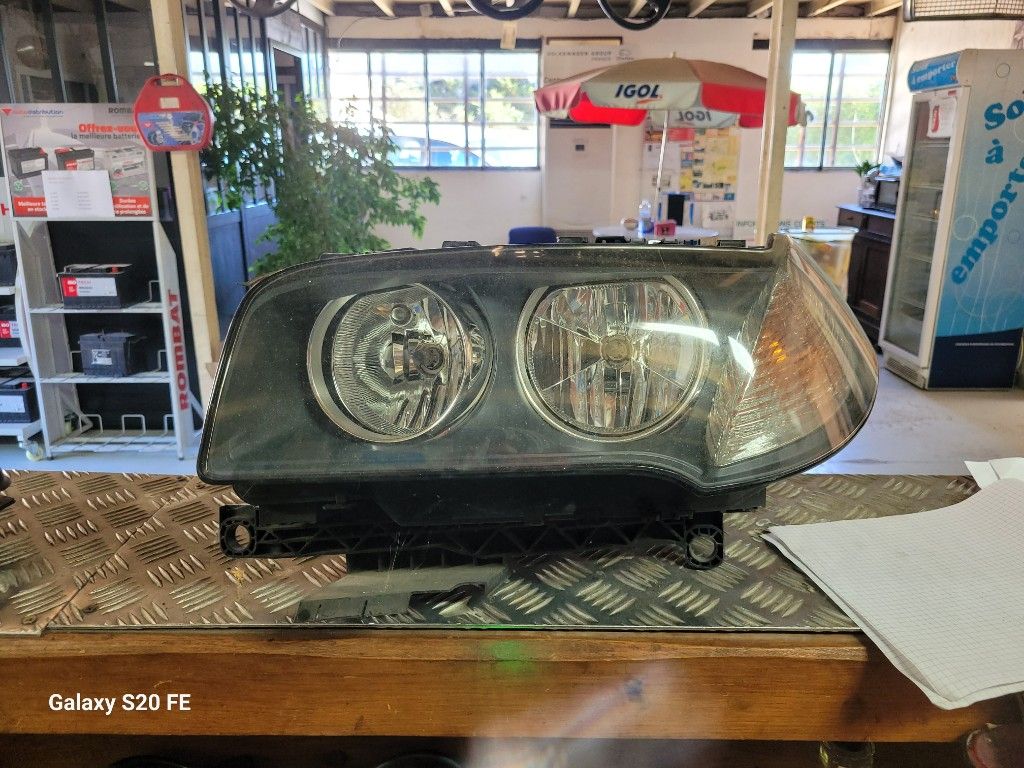 OPTIQUE AVG B.M.W. X3 2010