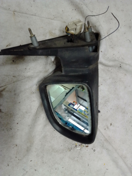 RETROVISEUR EXT G ELECTRIQUE RENAULT CLIO 1994